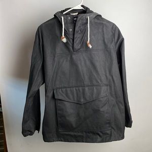Water repellant pullover jacket